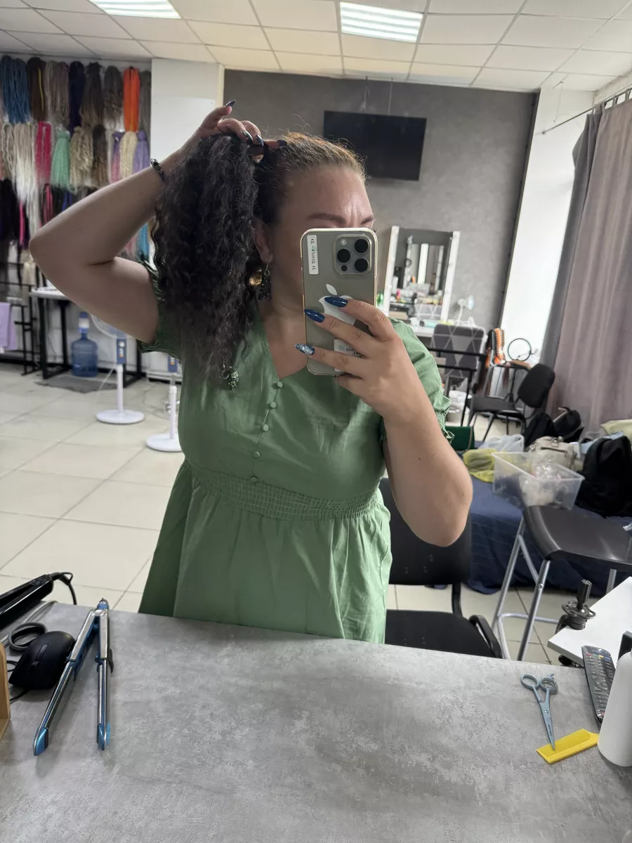 Кудрявый хвост на резинке