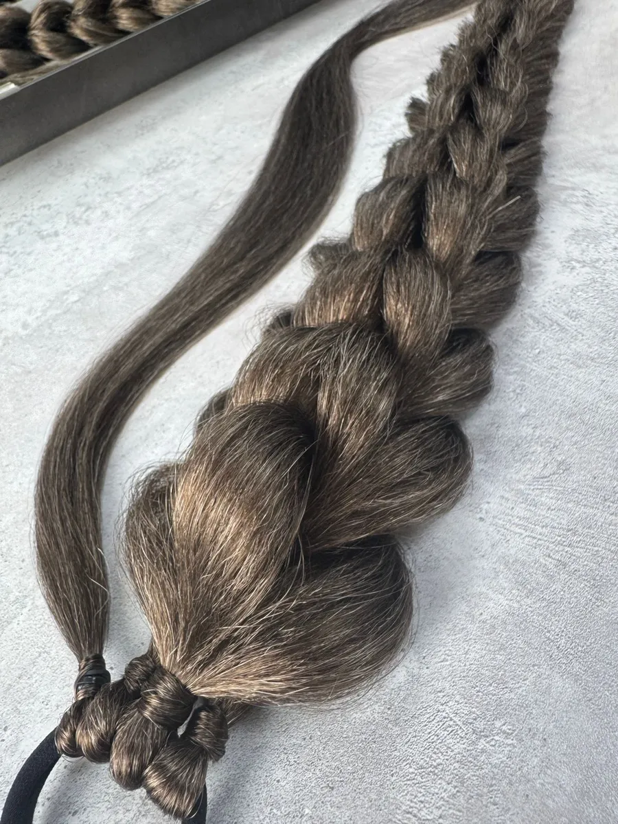 Хвост-коса на резинке