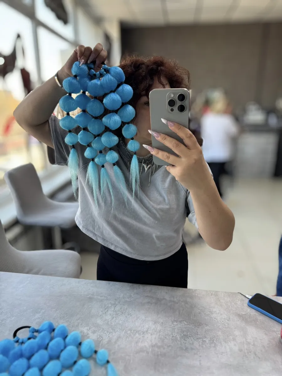 Резинка для волос фонарики