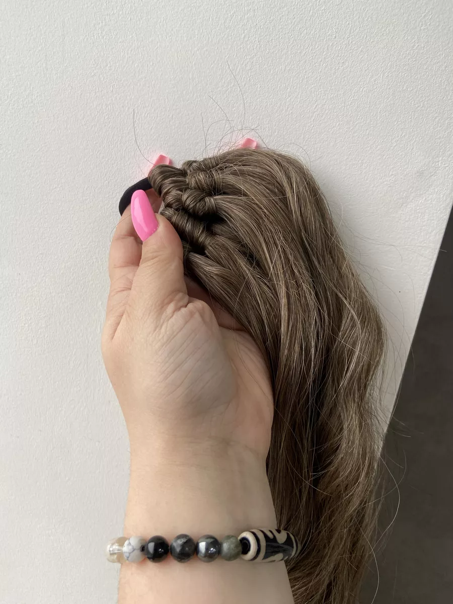 Хвост на резинке волна