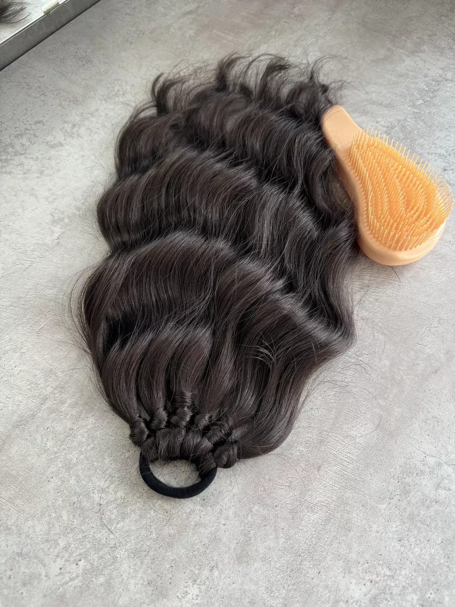 Волнистый хвост на резинке