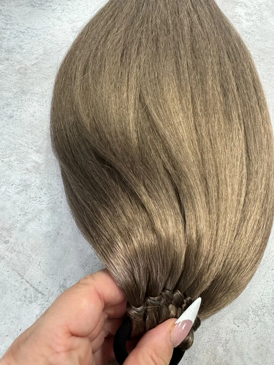 хвост на резинке