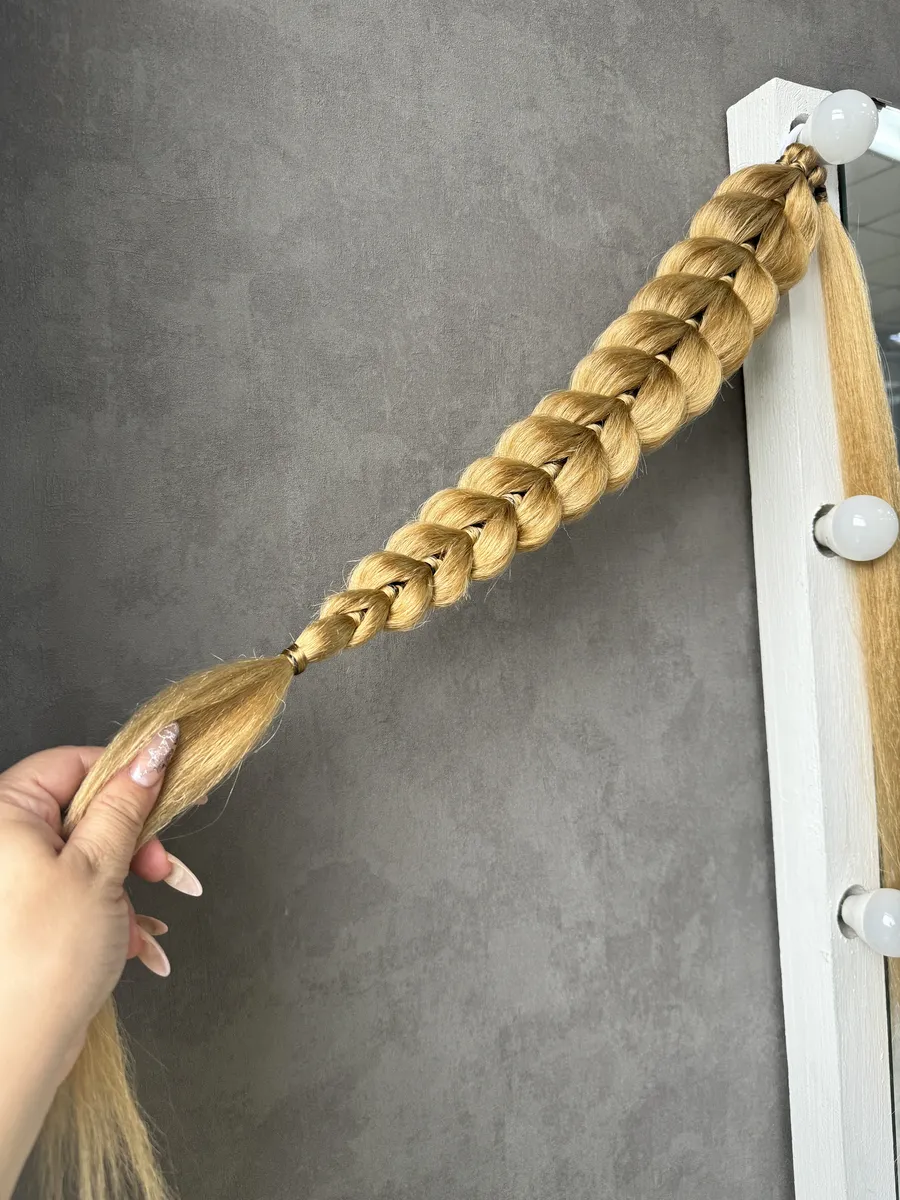 Хвост-коса на резинке французская