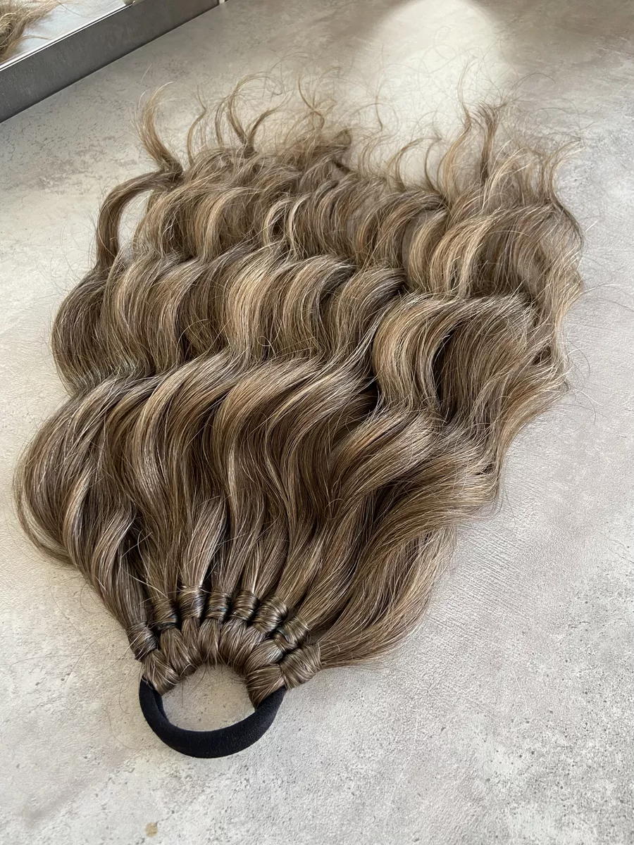 Волнистый хвост на резинке