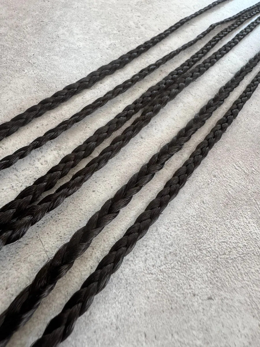 Косы на заколках