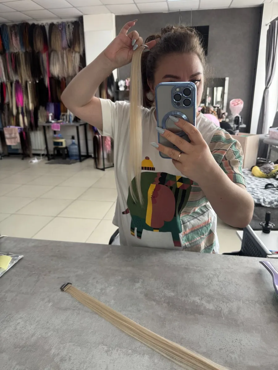 Пряди на заколках