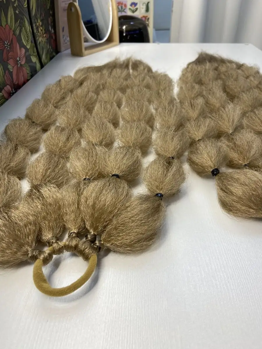 Резинка для волос фонарики