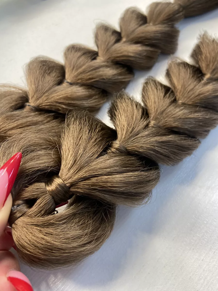 Французские косы с хвостами на заколках