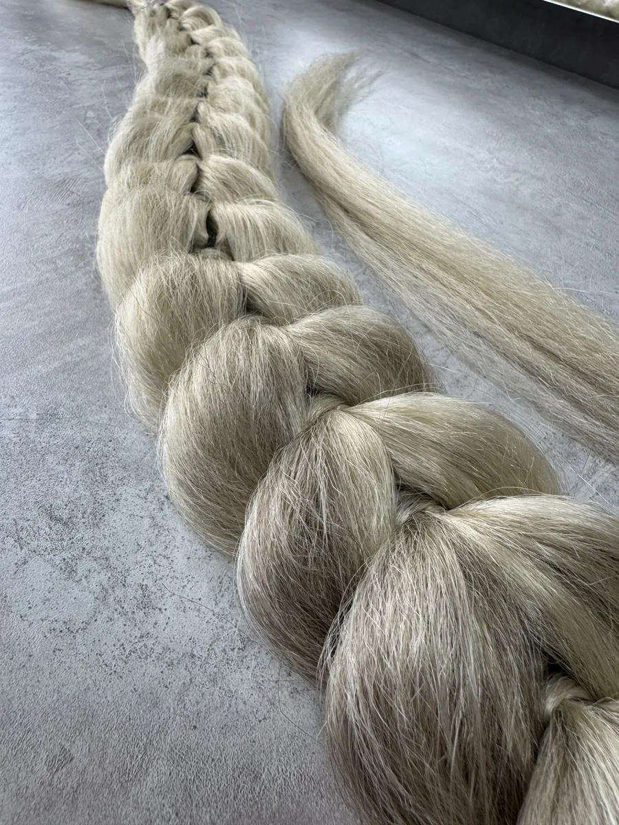 Хвост-коса на резинке