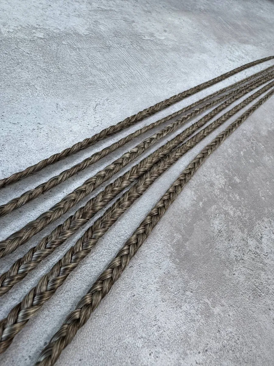 Косы на заколках