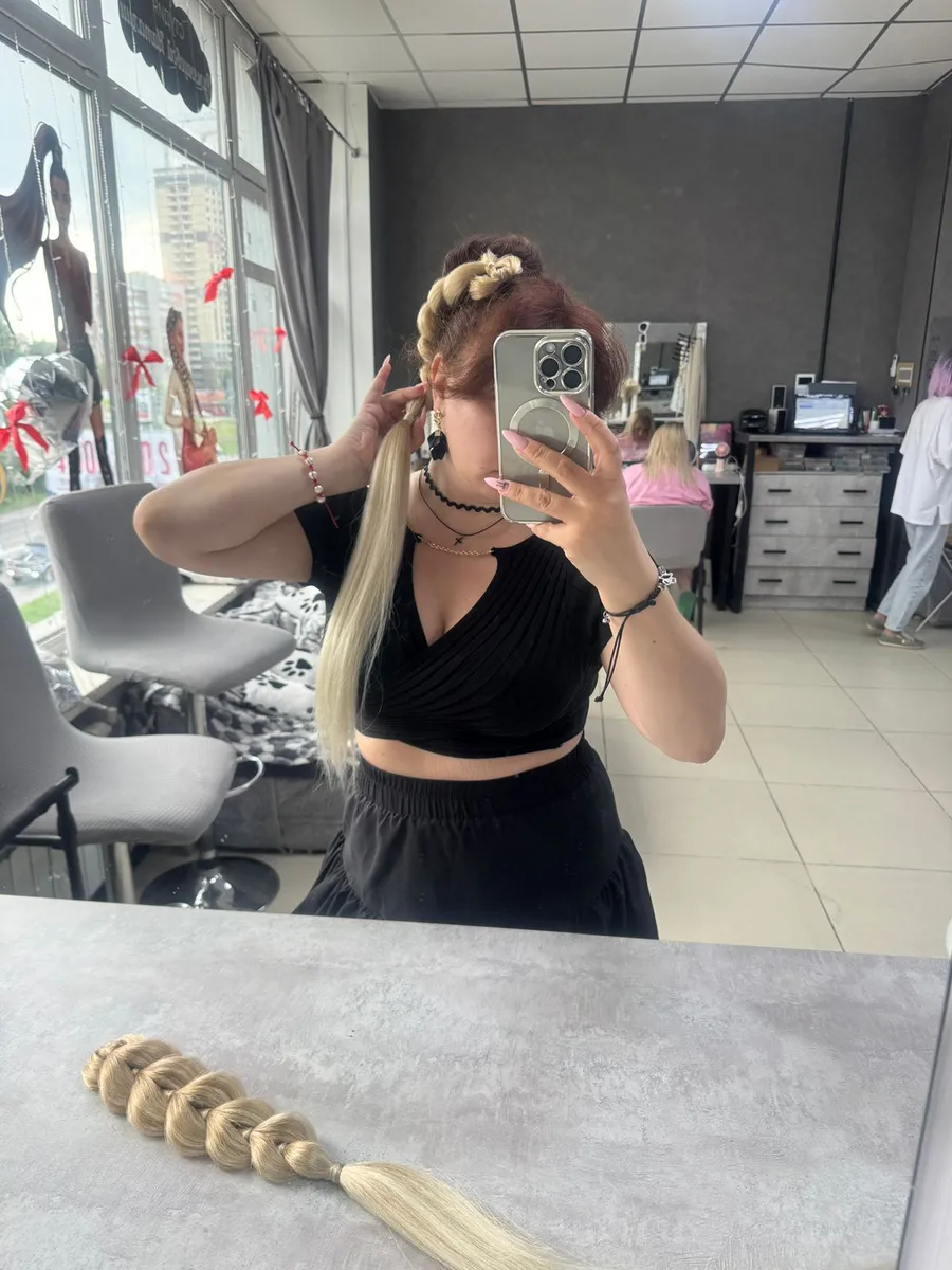 Французские косы с хвостами на заколках