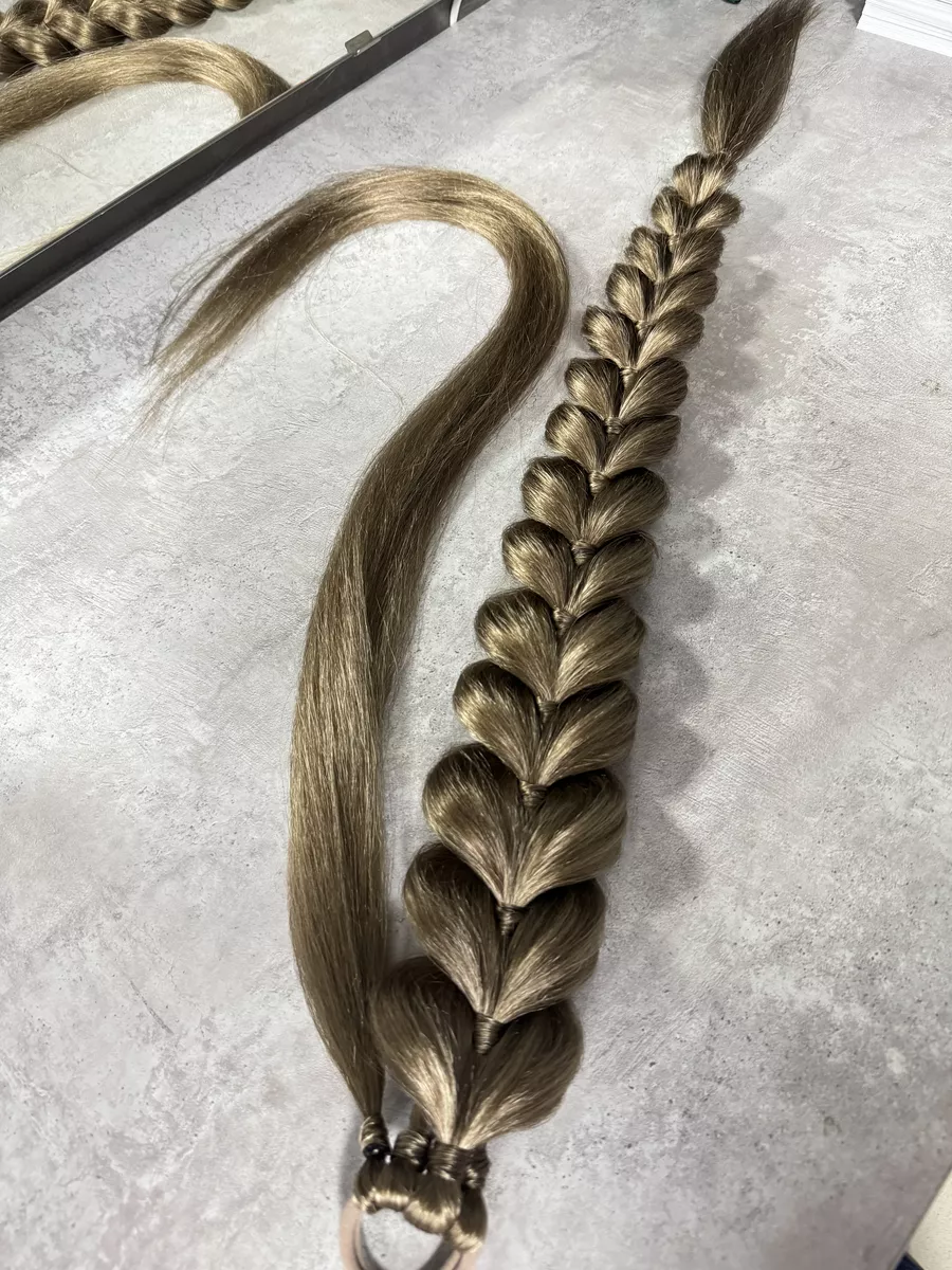 Хвост-коса на резинке французская