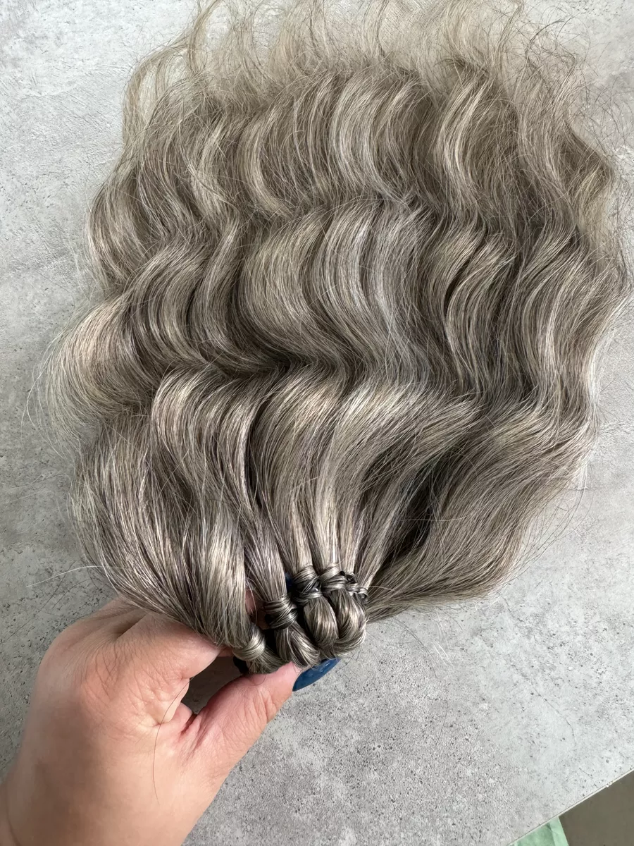 Волнистый хвост на резинке