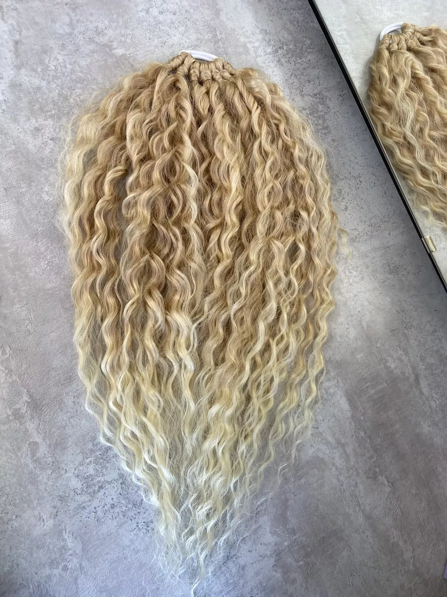 Хвост на резинке кудрявый