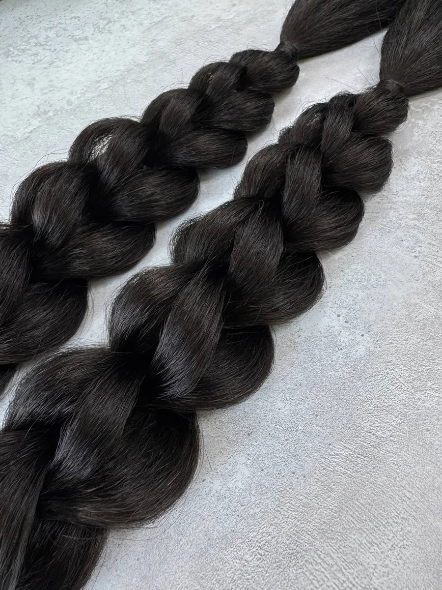 3Д косы с хвостами на заколках