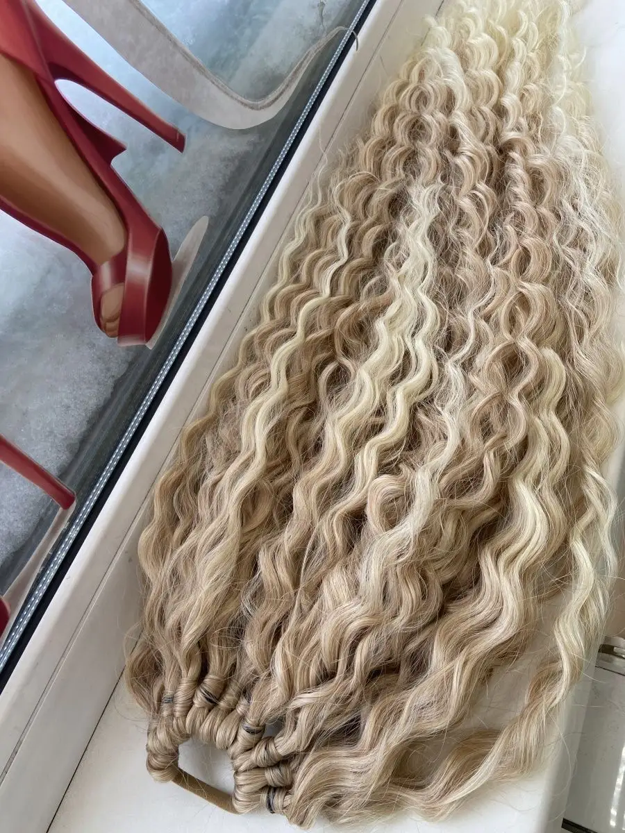 Хвост кудрявый на резинке