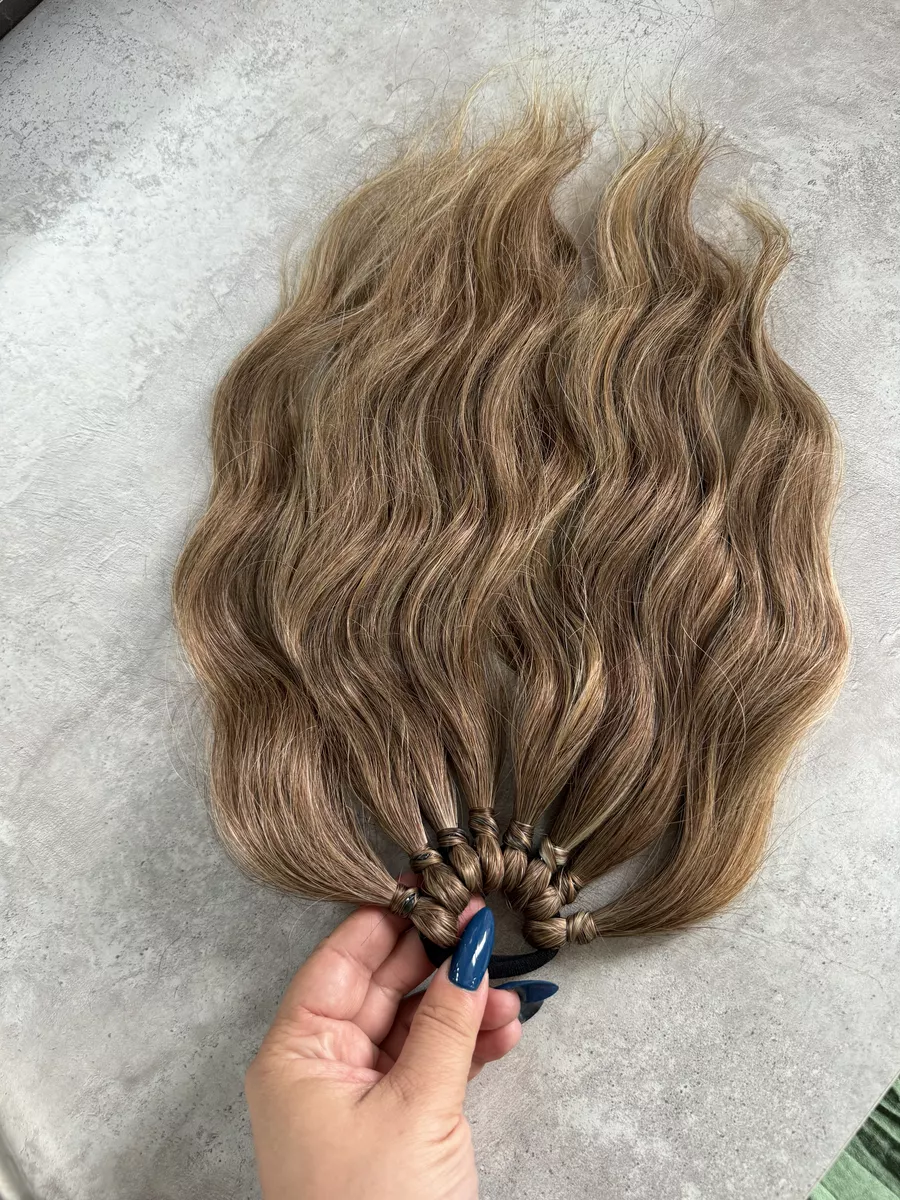 Волнистый хвост на резинке