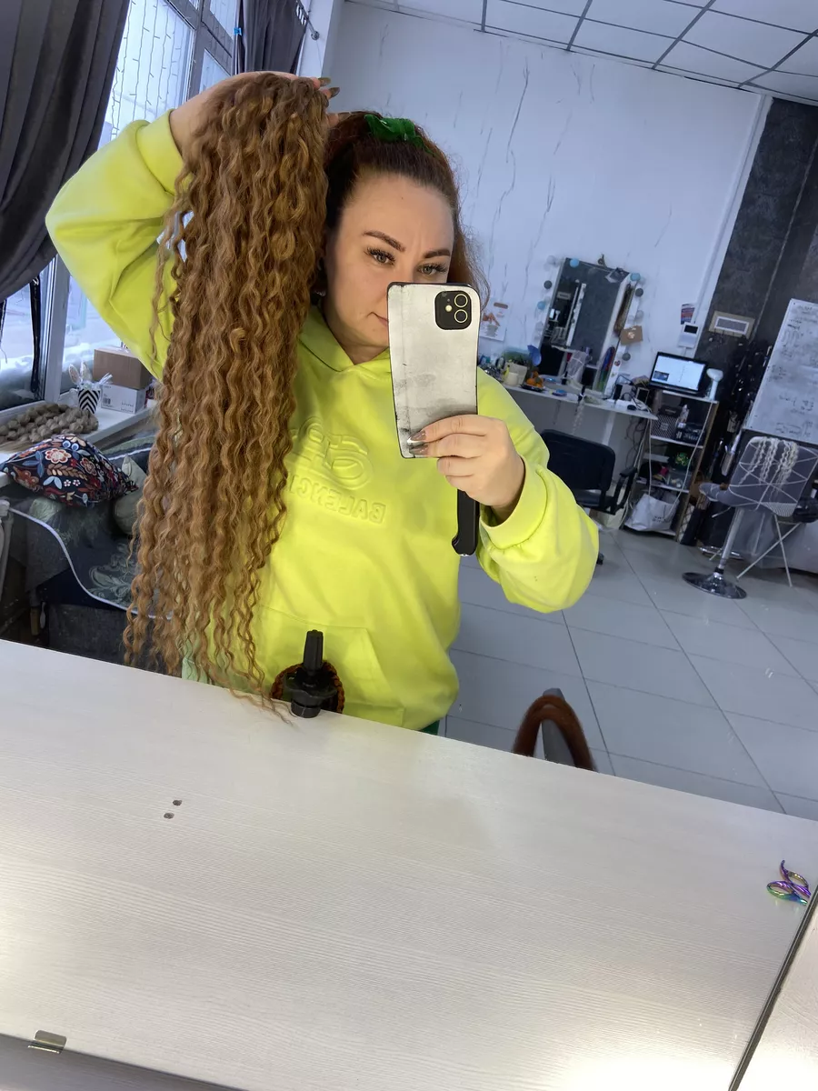 Хвост кудрявый на резинке