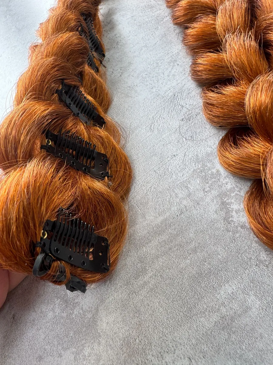 3Д косы с хвостами на заколках