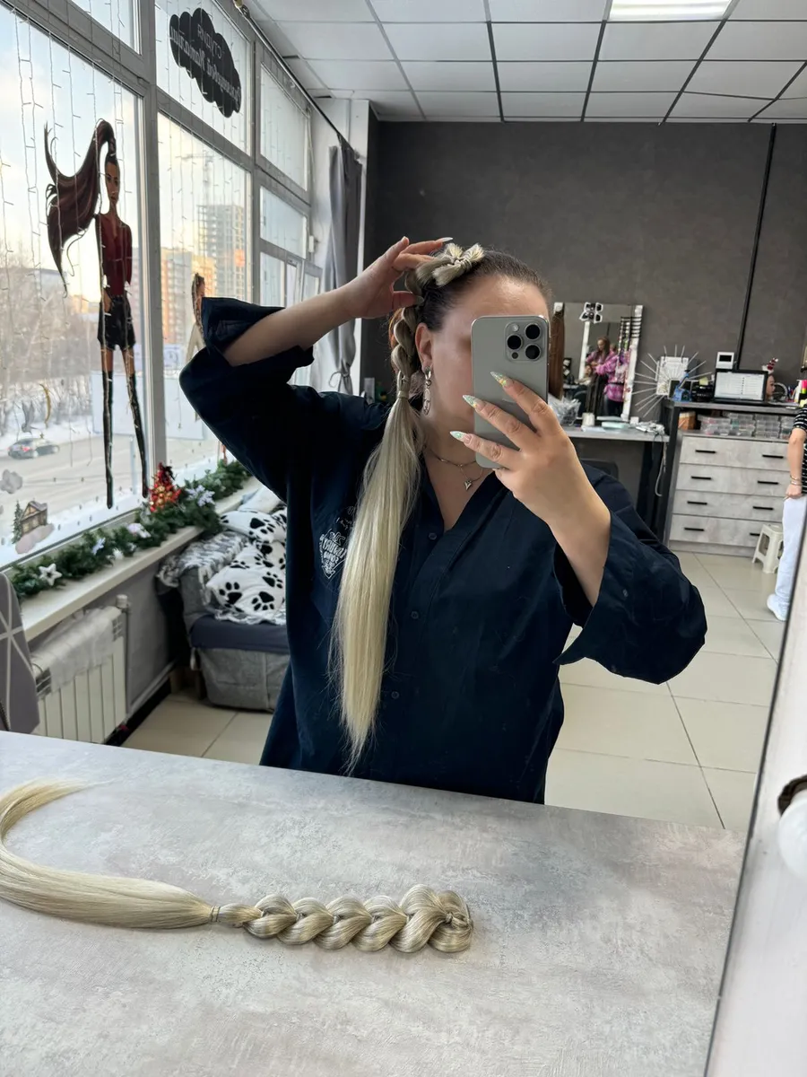 Французские косы с хвостами на заколках