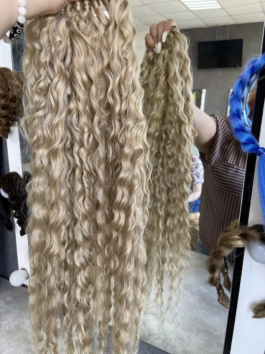 Хвост кудрявый на резинке