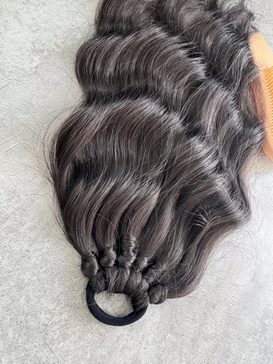 Волнистый хвост на резинке