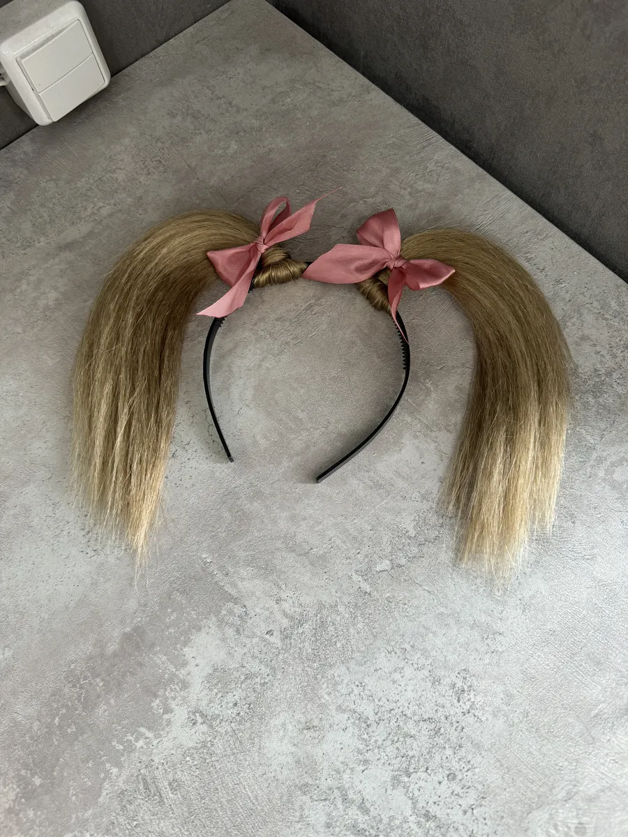 Ободок с хвостиками