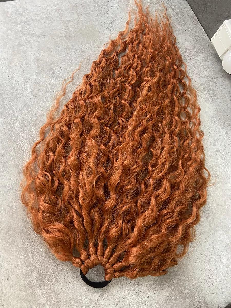 Хвост на резинке кудрявый