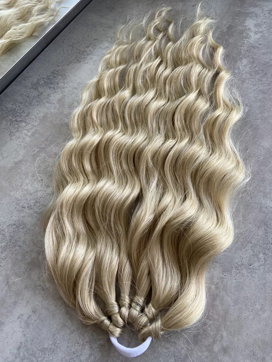 Хвост на резинке волна