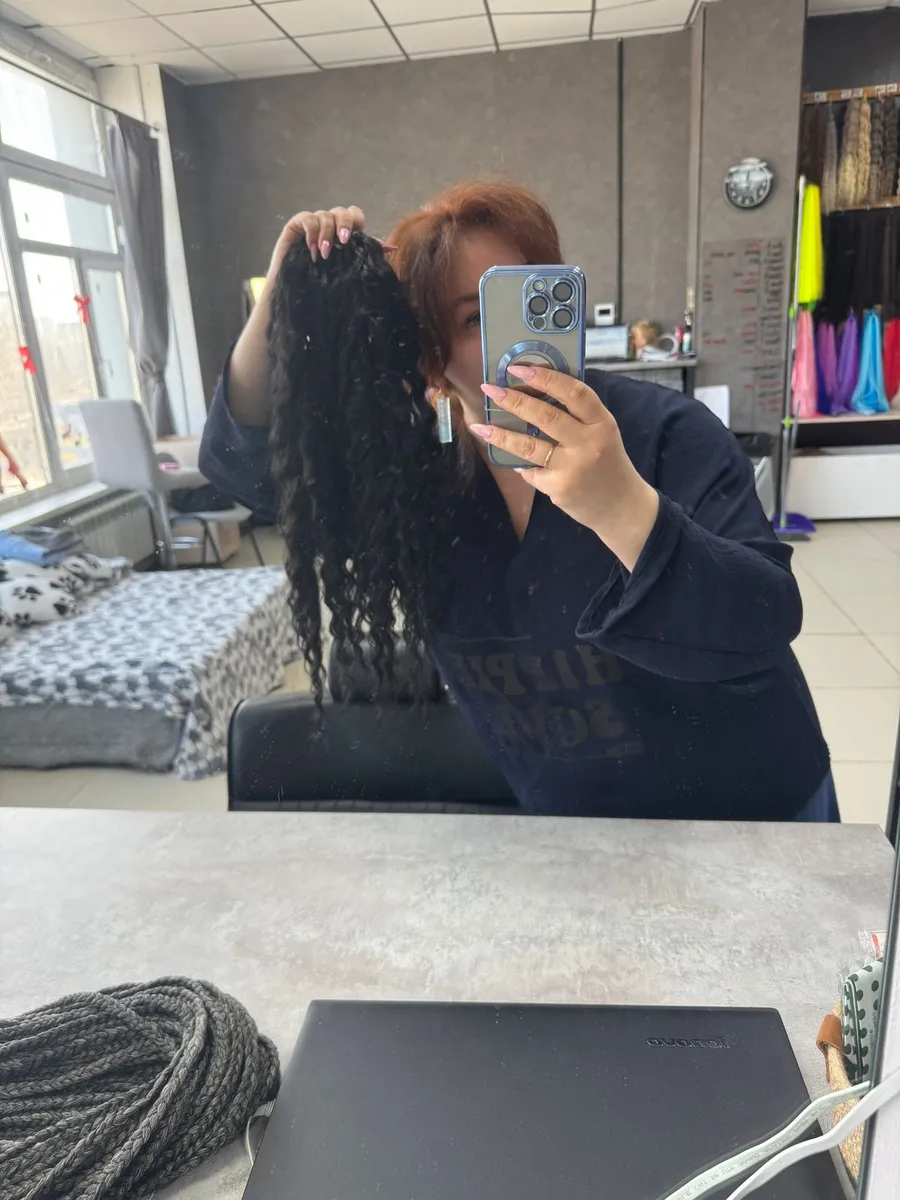 Хвост на резинке кудрявый