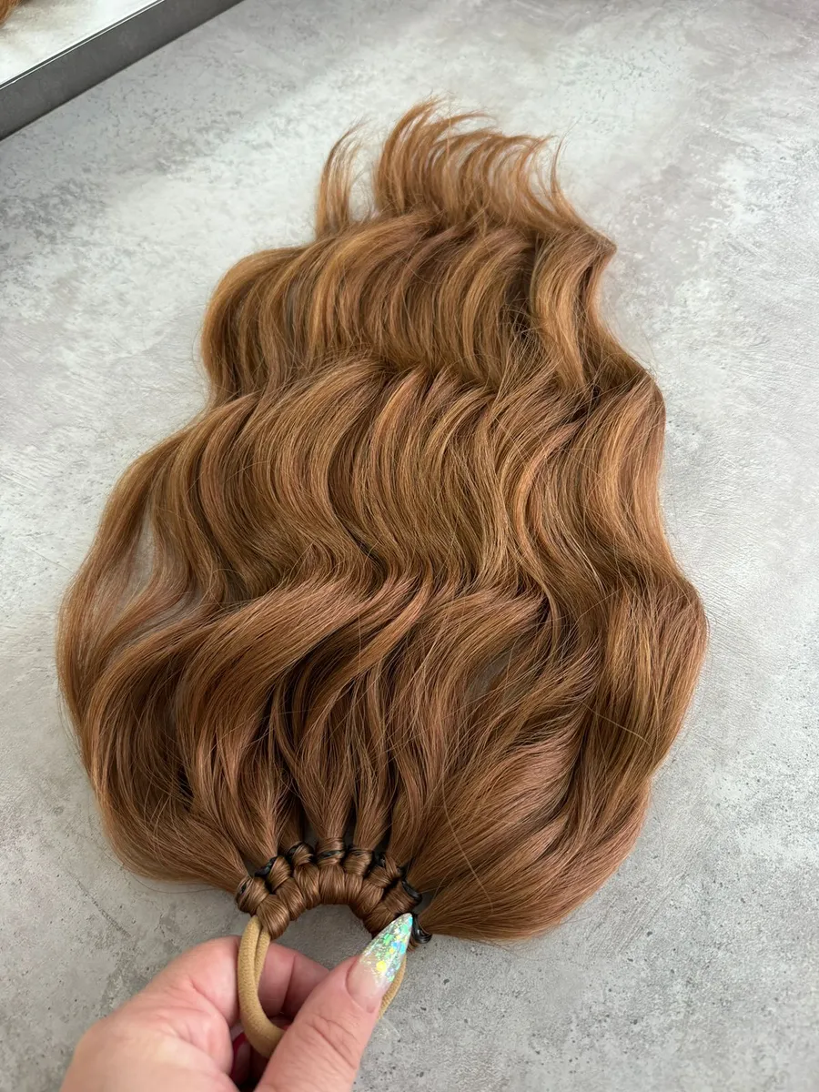 Волнистый хвост на резинке